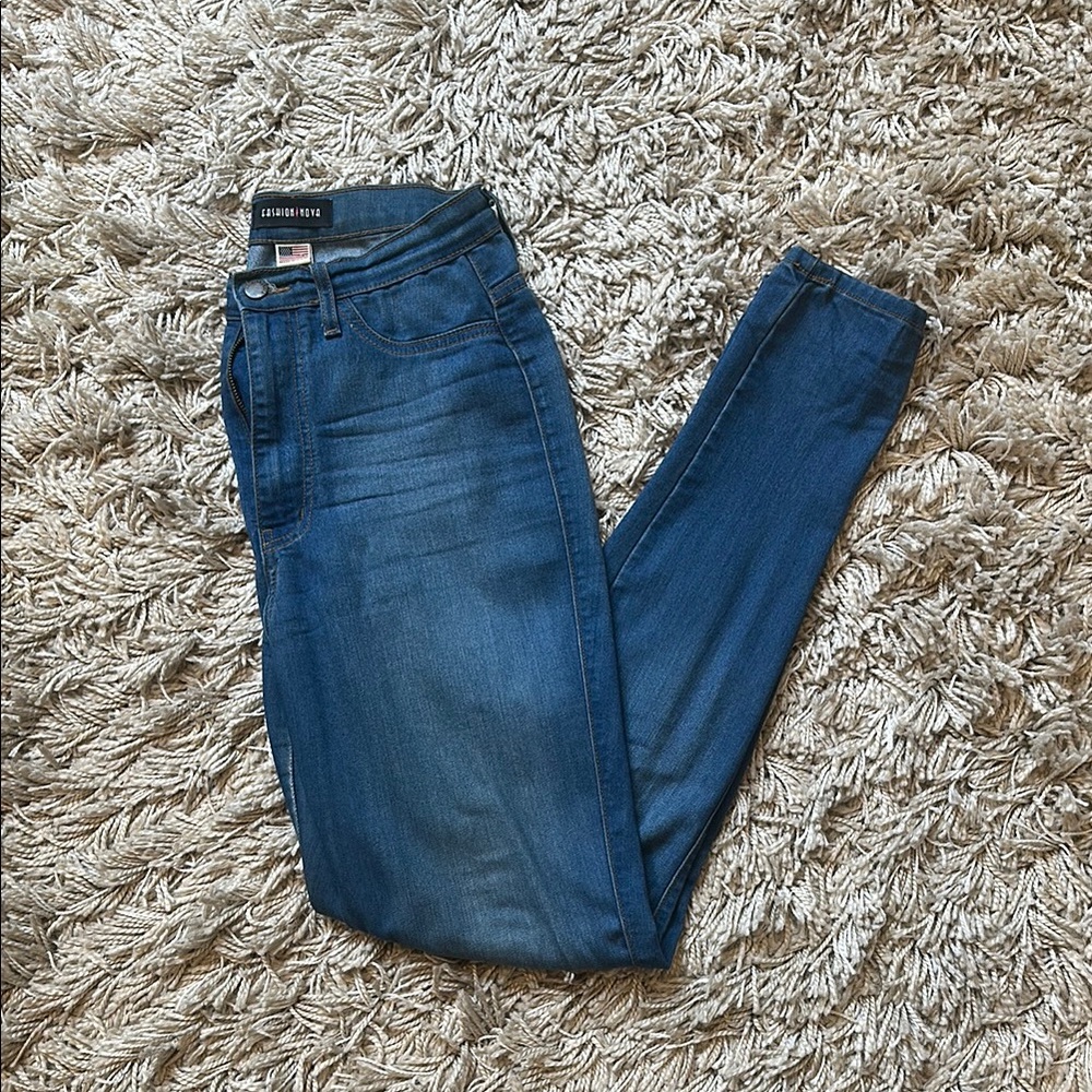 Fashion Nova Blue Jeggings with Stretch and Tapered Fit
